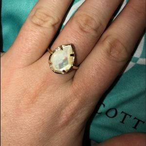 Kendra Scott Ring